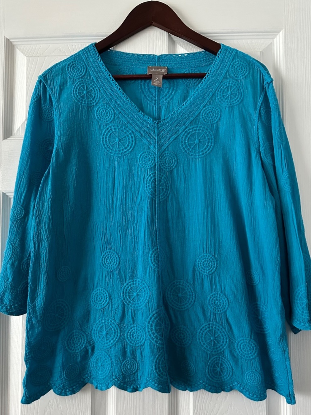 Chico's Blue V-Neck Cotton Women's 3/4 Sleeves Scalloped Top Size 2 (L) NWOT